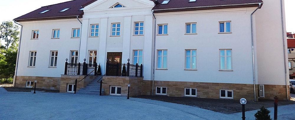 Orient Palace Bielany Wrocławskie Buitenkant foto