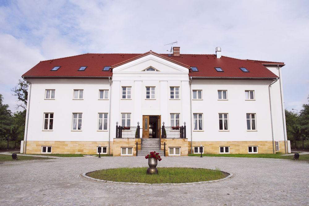 Orient Palace Bielany Wrocławskie Buitenkant foto